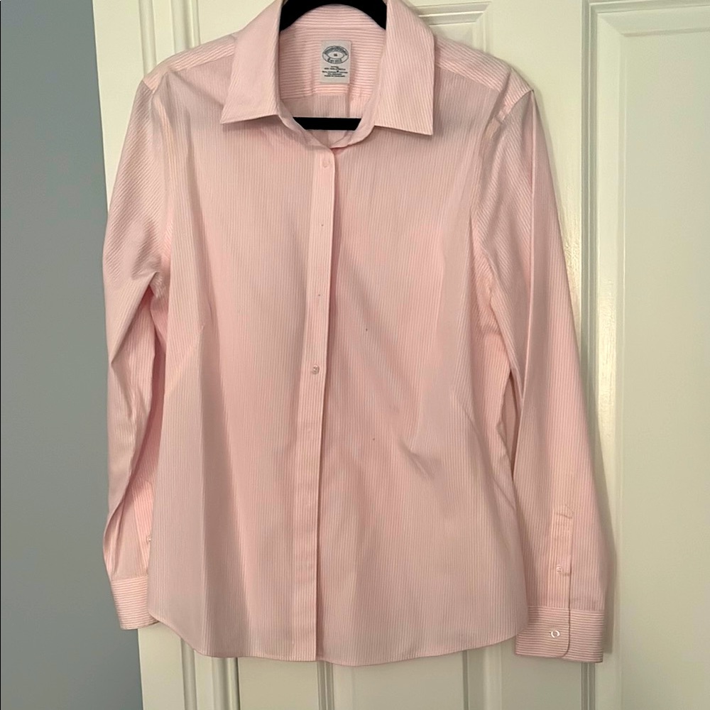 Brooks Brothers Fitted Non Iron Blouse